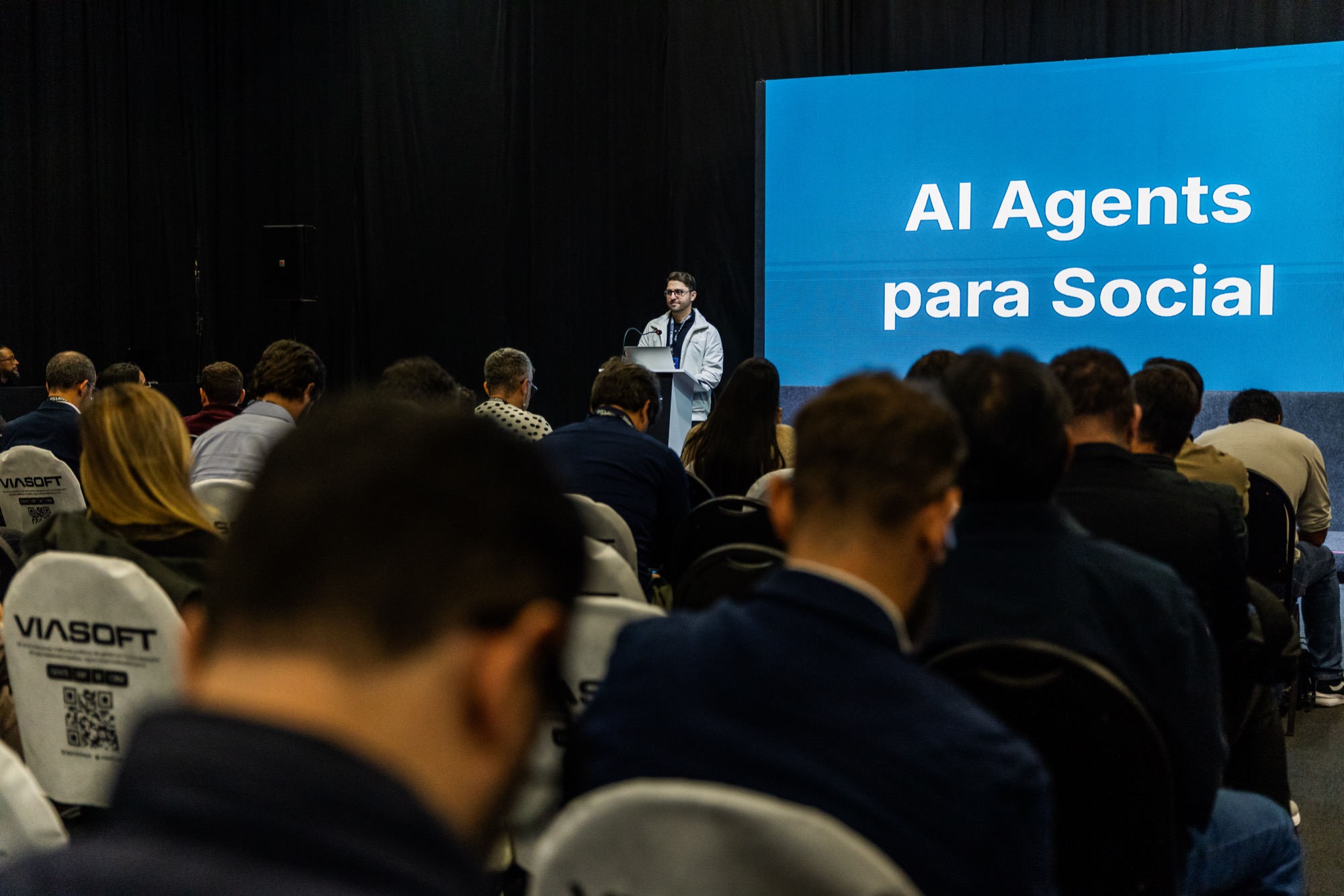 Guilherme Lima palestrando sobre AI Agents no AI Festival da StartSe